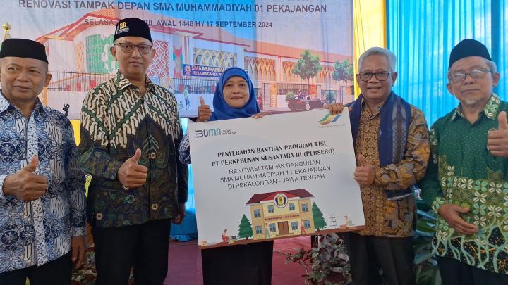 PTPN III Persero Kucurkan CSR Rp 975 Juta Ke SMA Muhammadiyah Pekajangan