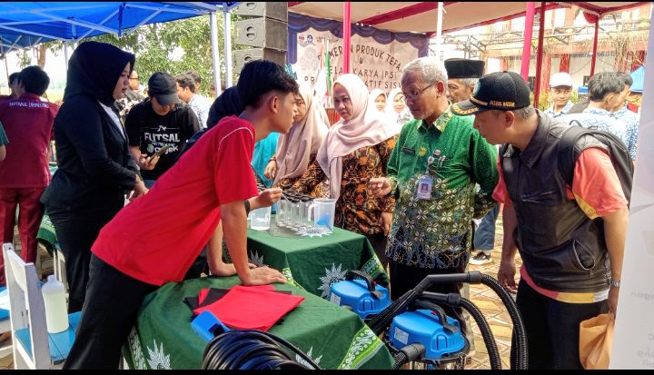 Dapat Program Bantuan Teaching Factory, SMK Mussi Pamerkan Produk Tefa 