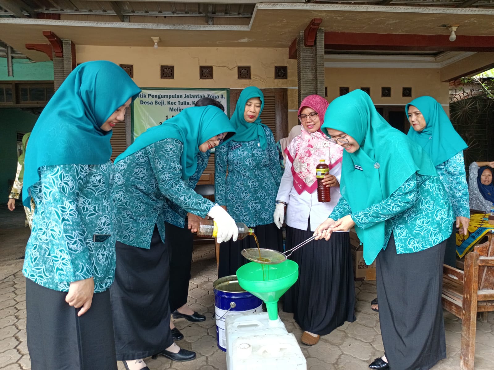 Baru 8 Bulan, Program Minyak Jelantah PKK Batang Hasilkan Rp63 Juta