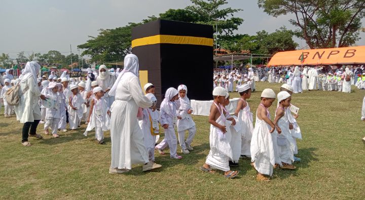 Kenalkan Rukun Islam Ke-5, 1100 Siswa PAUD Ikuti Manasik Haji