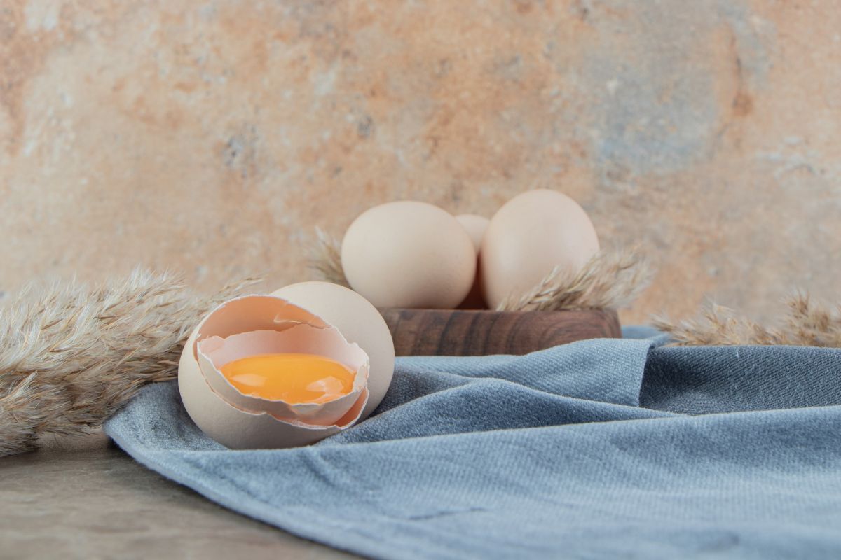 Hilangkan Komedo dengan Putih Telur, 1 Bahan untuk Kulit Mulus Bebas Bruntusan dan Samarkan Pori pori 