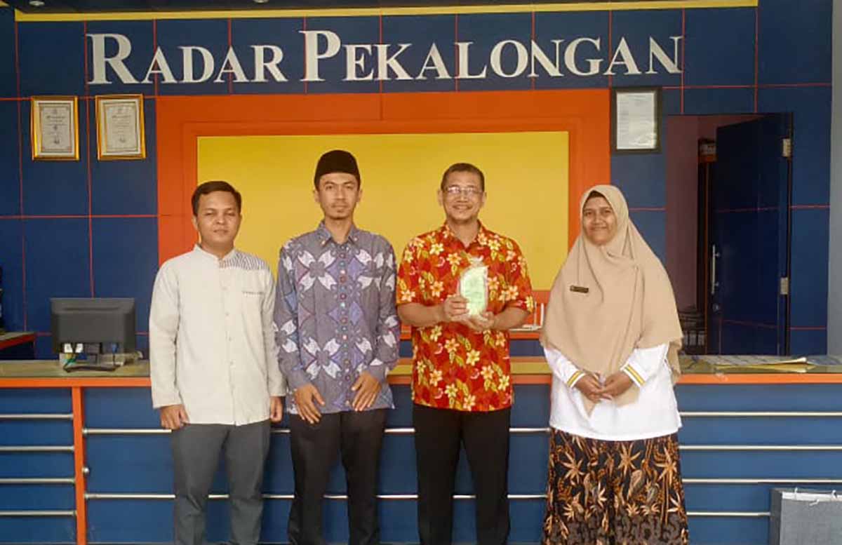 Yayasan Al Ummah Gelar Media Visit ke Radar Pekalongan, Bahas Pengelolaan Media untuk Lembaga Pendidikan