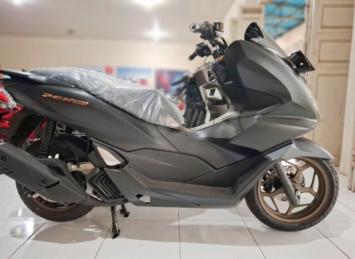 Sebelum Harga Naik, Skuter Premium Honda PCX 160 Punya Tawaran Cicilan Lebih Ringan