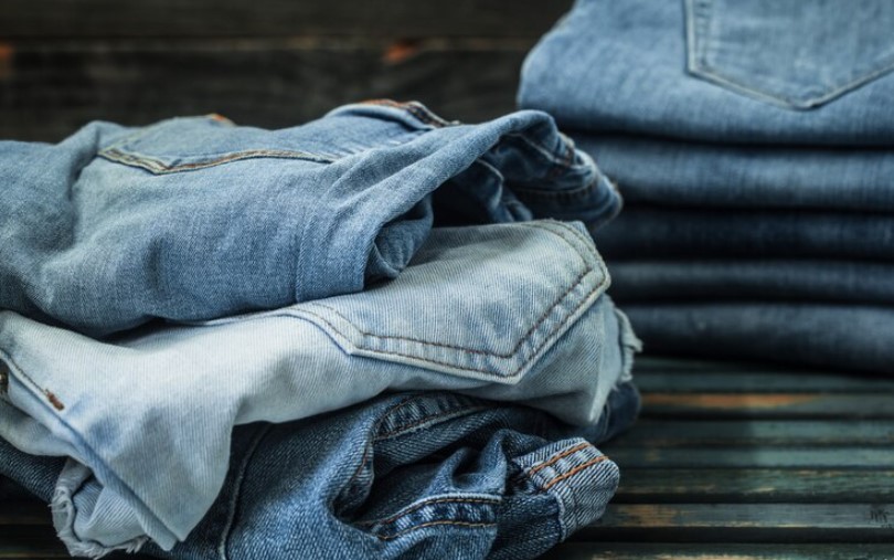 Apakah Celana Jeans Boleh Dikeringkan di Mesin Cuci? Jangan Asal Nanti Cepat Rusak, Yuk Temukan Jawabannya di 