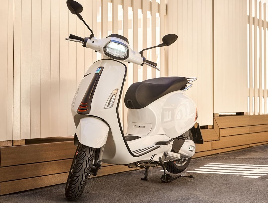 Vespa Sprint 2024 Menjadi Banyak Incaran Pengendara Karena Memiliki Kelebihan Ini!