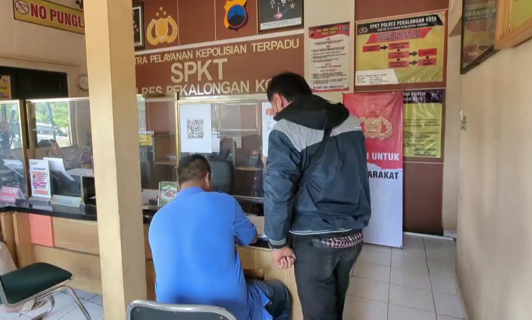 Ijazah Ditahan Perusahaan selama 12 Tahun, Mantan Karyawan di Pekalongan Mengadu ke Polisi