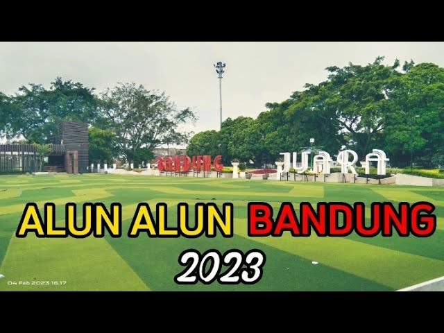 Liburan Hemat! 5 Daya Tarik Berkunjung ke Alun-Alun Bandung, Bisa Bermain di Rumput Sintetis yang Eksotis