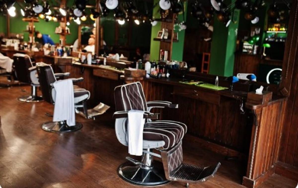 Ini 7 Rekomendasi Barbershop di Pekalongan! Tempat Cukur Stylish, Murah, dan Nyaman