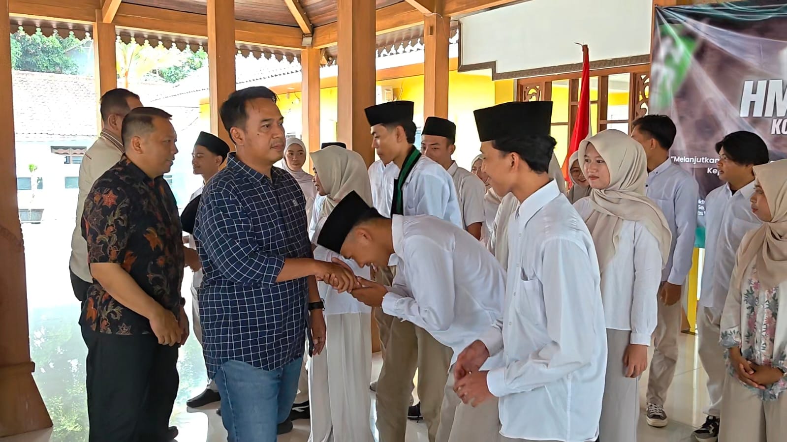 Pengurus HMI Walisongo Pekalongan Dilantik, Sekda Tantang Mahasiswa Jadi Mitra Kritis Pemerintah