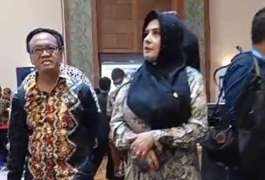 Bupati Pekalongan Fadia Arafiq Hadiri Forum Smart City di Surabaya