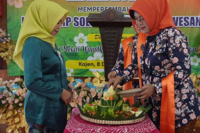 Hadiri HUT Ke-43 HARPI Melati dan Hari Ibu Ke-96, Ini Pesan Ketua TP PKK Kabupaten Pekalongan
