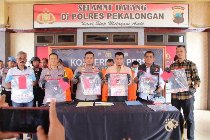 Polisi Buru 1 DPO Hasil Pengungkapan 4 Pelaku Pengedar Uang Palsu di Pekalongan