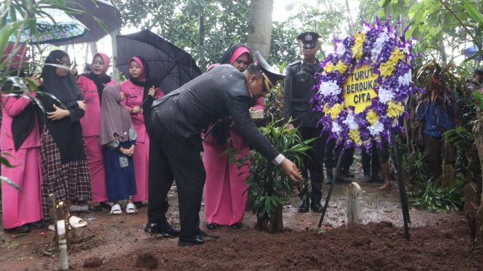 Polres Pekalongan Berduka, Kanit Binmas Polsek Kajen Meninggal Dunia
