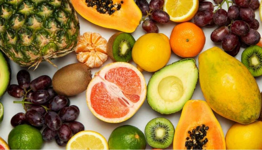 Benarkah Rutin Makan Buah-buahan Mengandung Vitamin B Bisa Membuat Cantik Alami?
