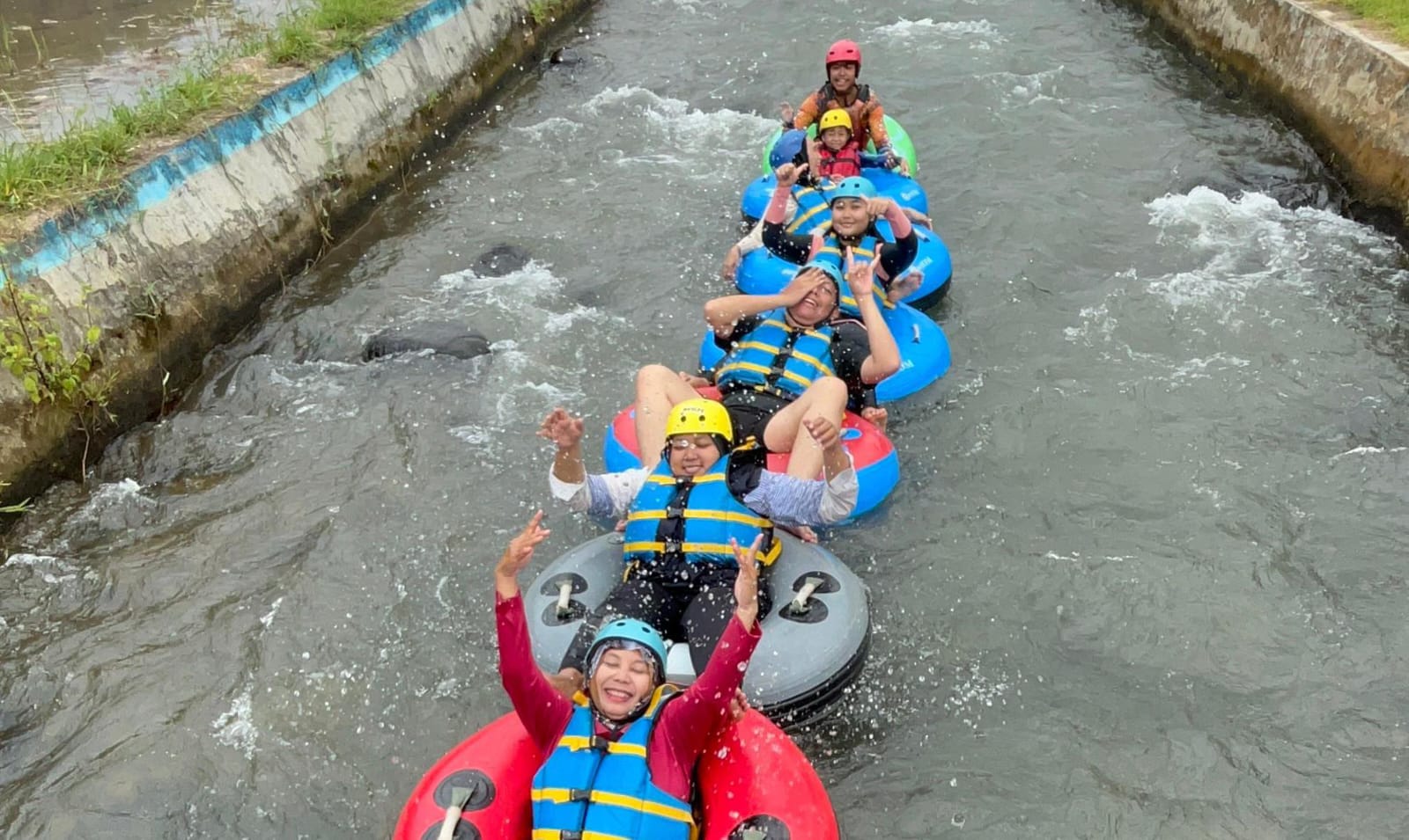 Hanya Rp60 Ribu, Paket Tubing Deswita Pandansari Masih Jadi Favorit Wisatawan