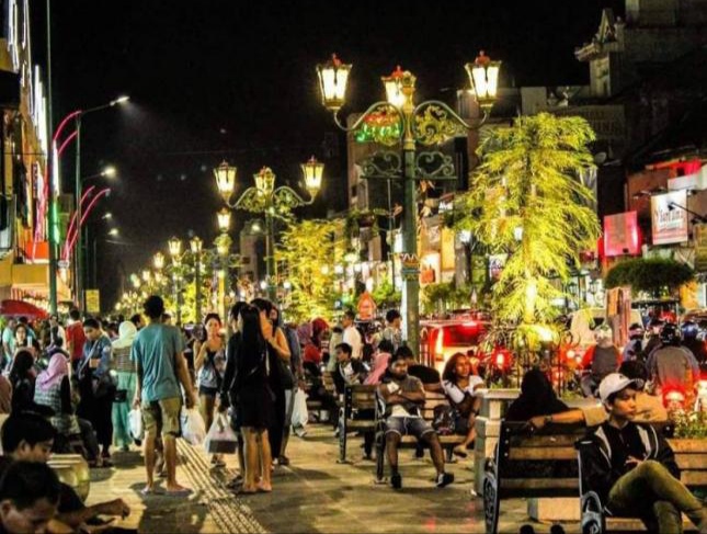 7 Wisata Malam di Jogja yang Syahdu Buat Nostalgia Awal Pacaran