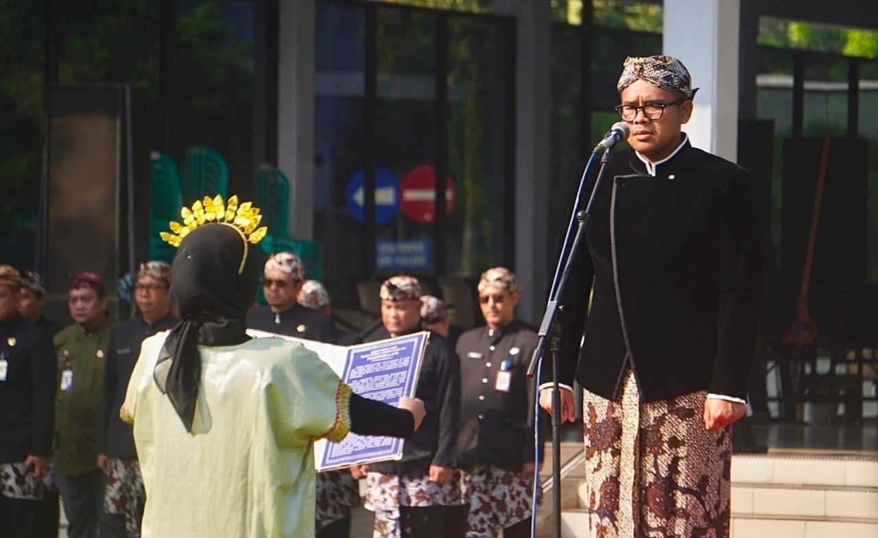 Peringatan Harganas ke-33 di Batang, Bupati Ajak Ayah Perkuat Peran dalam Keluarga