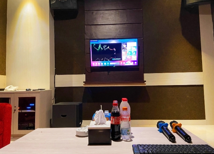 Bisa Karaoke Seru di Hotel Pekalongan Mulai Rp100 Ribu, Nikmati Fasilitas Lengkapnya