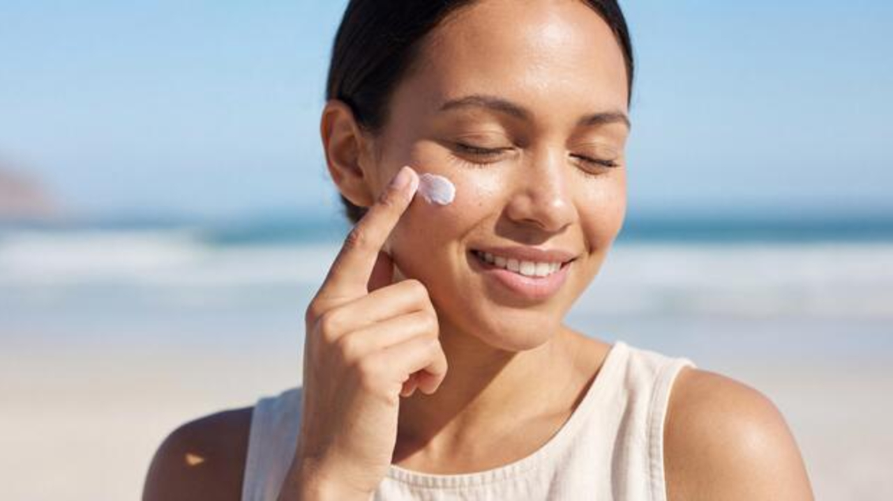 4 Rekomendasi Sunscreen Murah Tapi Bagus di Alfamart