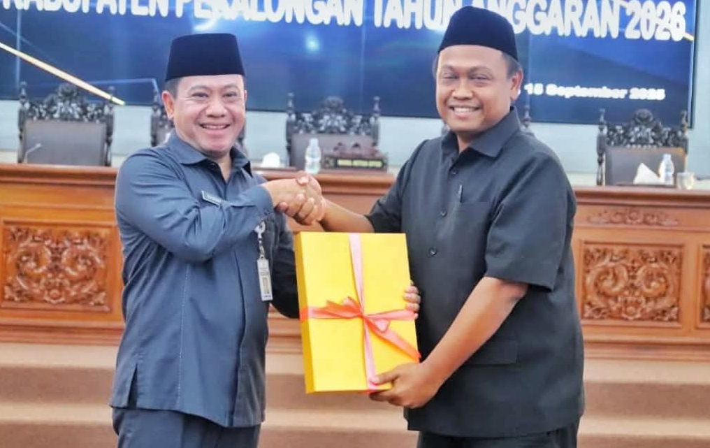 DPRD Kabupaten Pekalongan Terima Raperda APBD 2026, Siap Kawal Pembahasan Sesuai Mekanisme