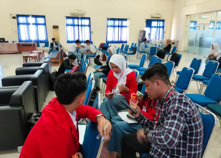 Fakultas Hukum Unikal Gelar Lex Area Debate 2024 Tingkat Jateng 