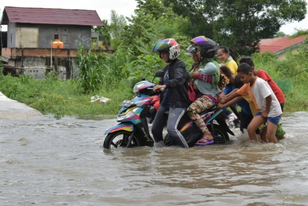 Jangan Panik, Inilah 5 Cara Mengatasi Motor Mati Mendadak di Jalan Raya, Auto Langsung Nyala Lagi!