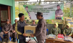 Kajati Jateng Ponco Hartanto Salurkan Langsung Bantuan Ke Korban Longsor di Petungkriyono