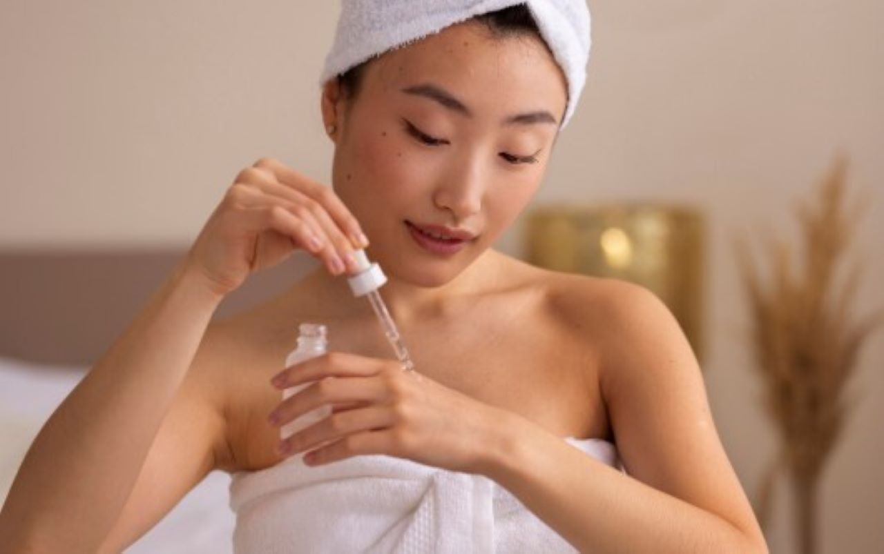 Ini Dia 5 Jenis Skincare yang Cocok untuk Kulit Sensitif, Bukan Soal Merknya