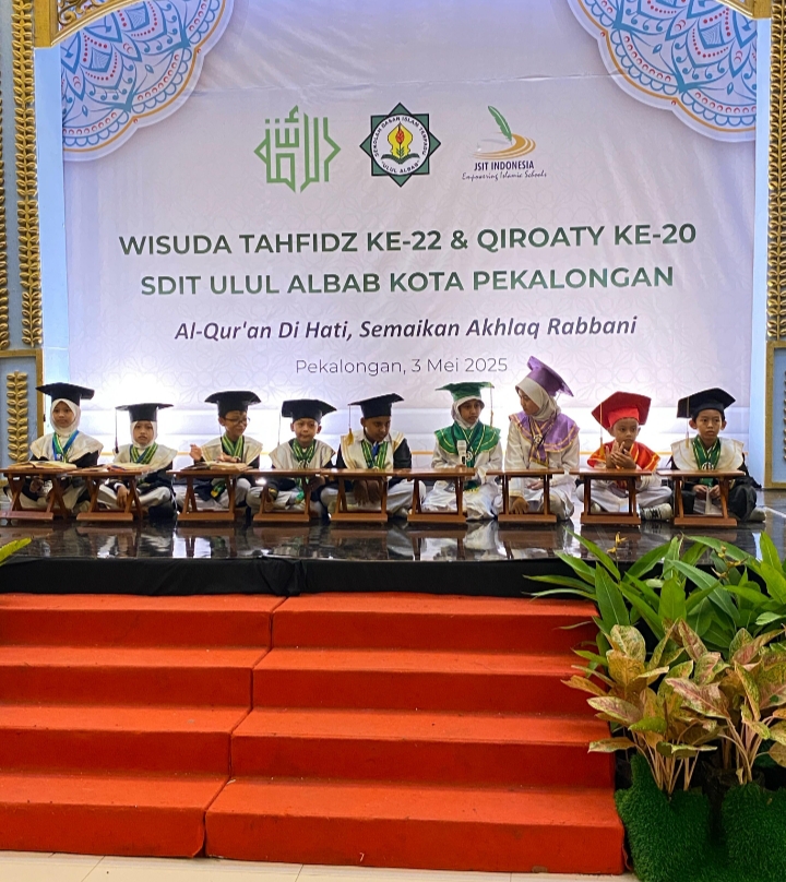 SDIT Ulul Albab Gelar Wisuda Tahfidz ke-22 dan Wisuda Qiroaty ke-20 