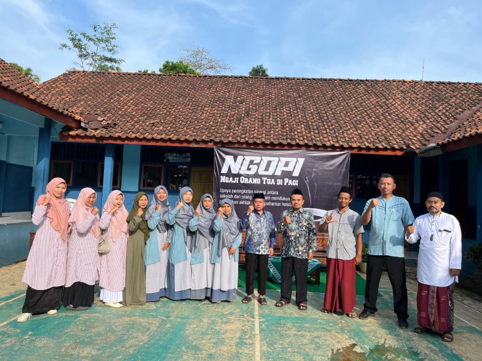 Ngaji Orang Tua di Pagi (Ngopi), Menyegarkan Iman di Waktu Pagi