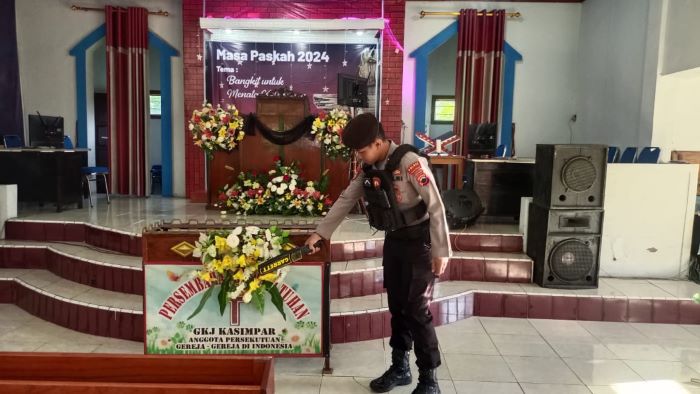 Peringatan Wafat Isa Al Masih, Polres Pekalongan Sterilisasi Gereja