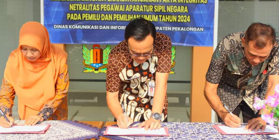 ASN Dinkominfo Kabupaten Pekalongan Kompak Lakukan Ikrar Netralitas Pemilu 2024