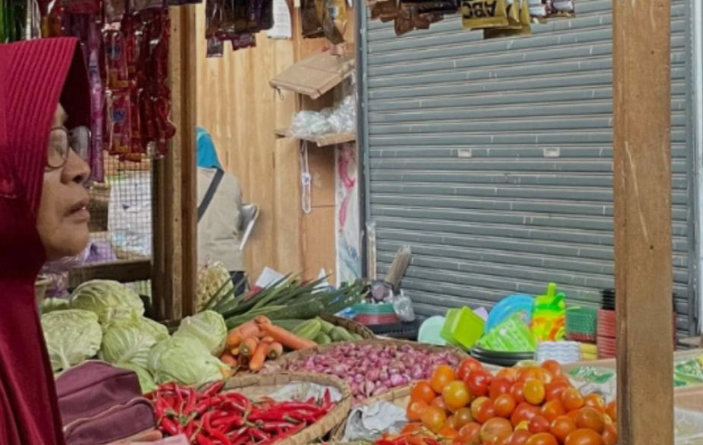 Harga Bawang Merah dan Putih Mahal, Pedagang Pasar Karanganyar Mengeluh