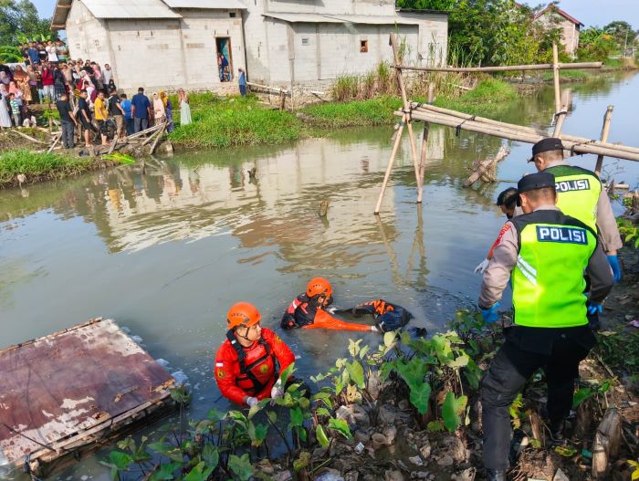 Bocah 6 Tahun Tewas Mengapung di Sungai Sragi Lama