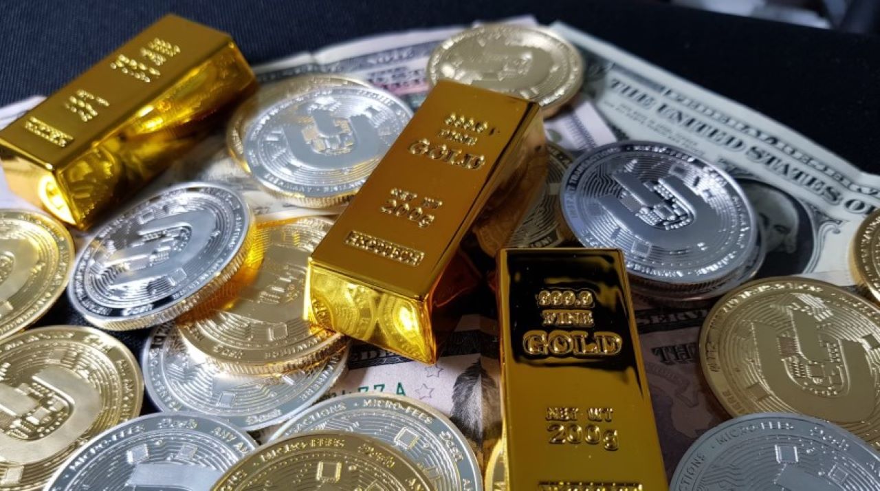 Pelan-Pelan Tapi Pasti! Keuntungan Investasi Emas Jangka Panjang yang Wajib Kamu Tahu