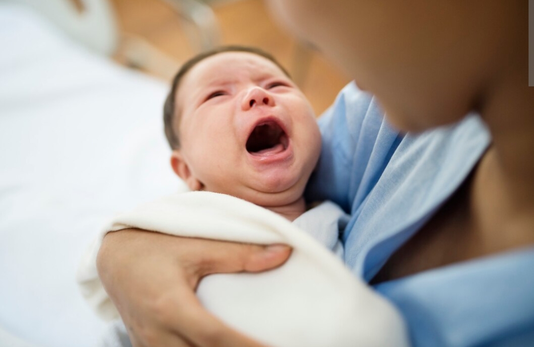 Ibu Baru Wajib Tahu, Inilah 5 Tips Menenangkan Bayi yang Rewel, Lakukan Saja Pasti Berhasil!