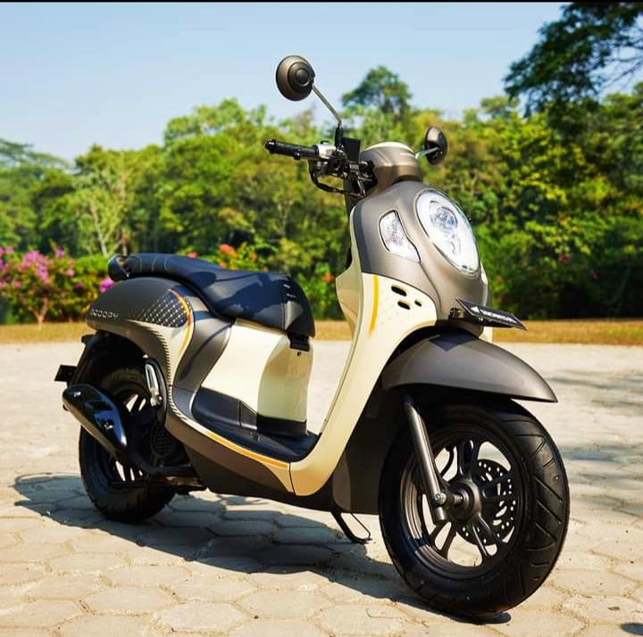 New Honda Scoopy 2023 Hadir dengan Pilihan Warna Baru Harga Mulai Rp22 Jutaan 