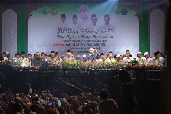 Bersama Zahir Mania, Bupati Dico Hadiri Al Ulya Bersholawat