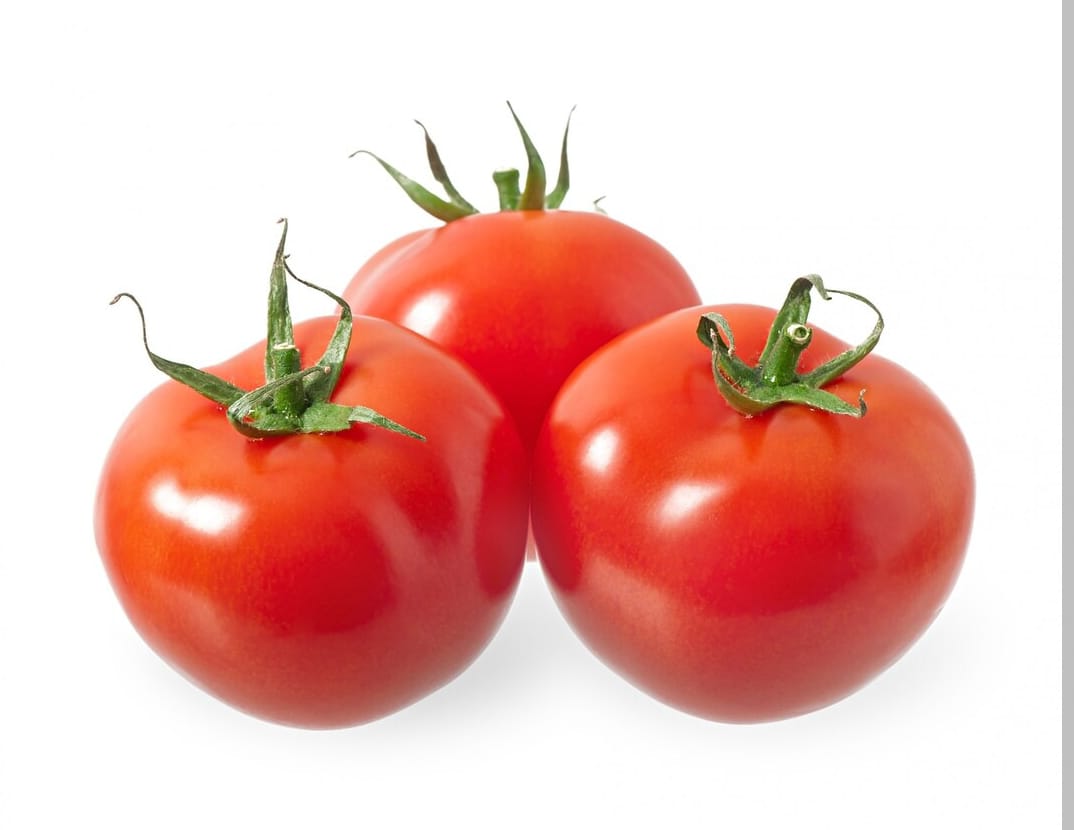 Cara Pakai Tomat untuk Memutihkan Wajah dan Menghilangkan Flek Hitam, Kulit jadi Glowing Tanpa Modal