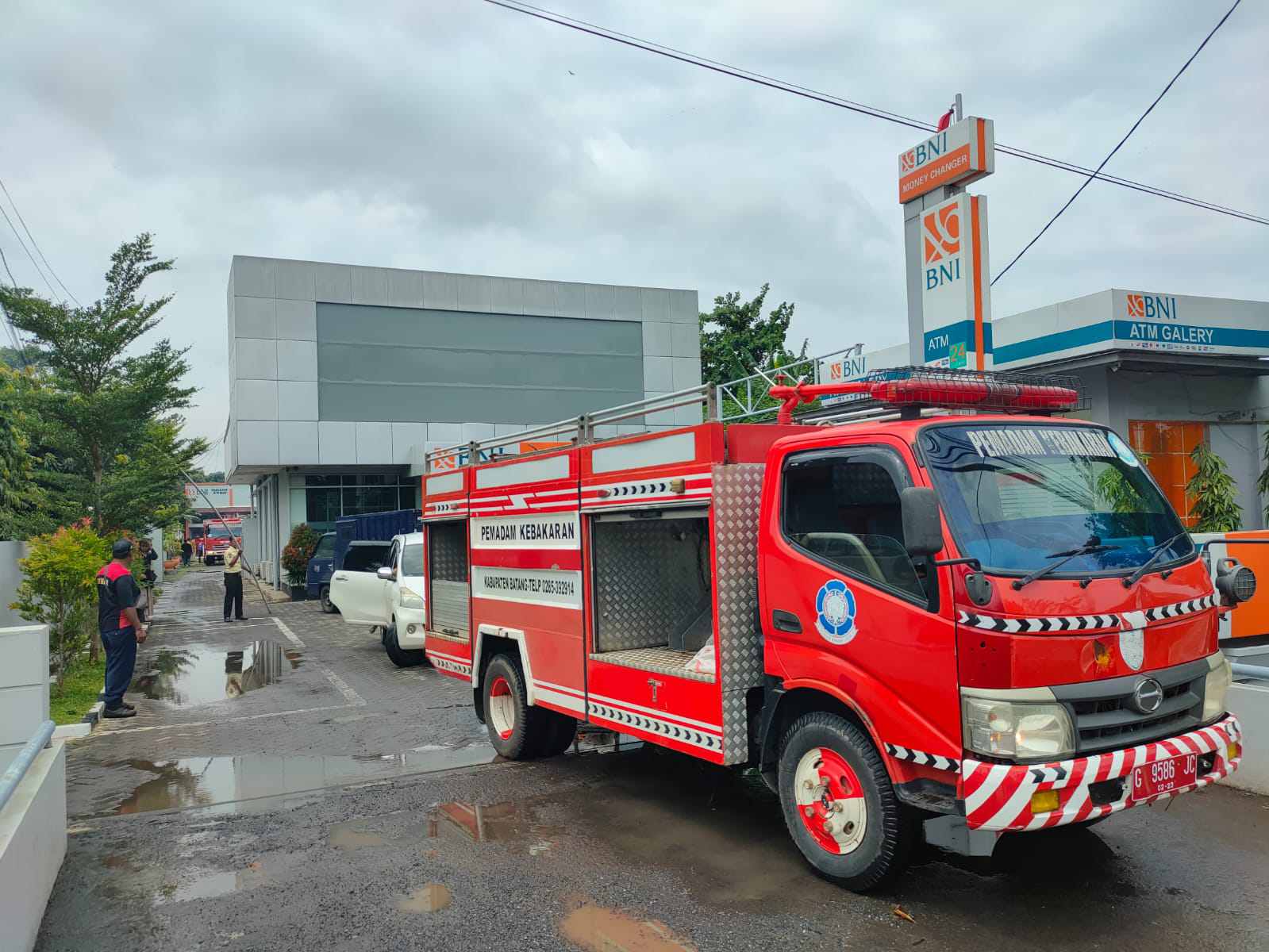 Kebakaran Gudang Arsip Bank BNI KCP Batang Dipastikan Tak Ganggu Layanan, Dokumen serta Dana Dijamin Aman 