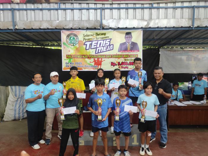 PTMSI dan Sahabat Mas Soleh Adakan Turnamen Tenis Meja di Pekalongan