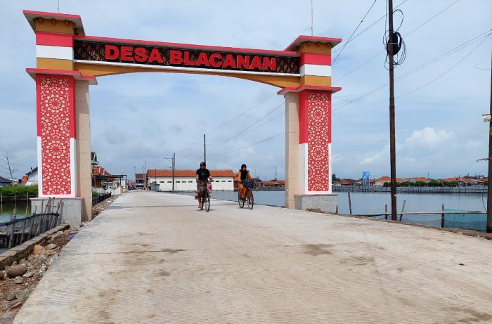 Warga Blacanan Berharap Betonisasi Jalan, Tekan Rob yang Rutin Merendam Permukiman