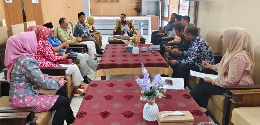 Pimpinan dan Anggota DPRD Kabupaten Pekalongan Lakukan Kunker Studi Komparasi ke DPRD Kabupaten Semarang