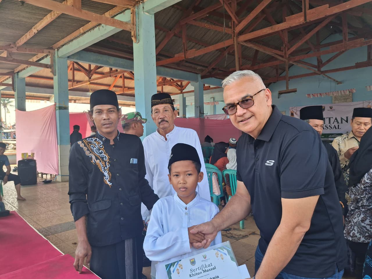 Khitan Massal Bagi Anak Nelayan Roban Barat, Wujud Nyata Komitmen Sosial PLTU Batang di Pesisir