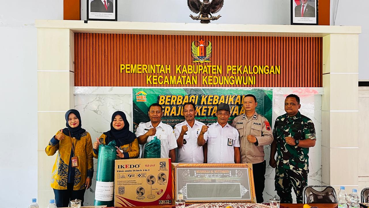 PT MBK Ventura Berbagi: Tebar CSR dan Sosialisasi Literasi Keuangan untuk Warga Pekalongan