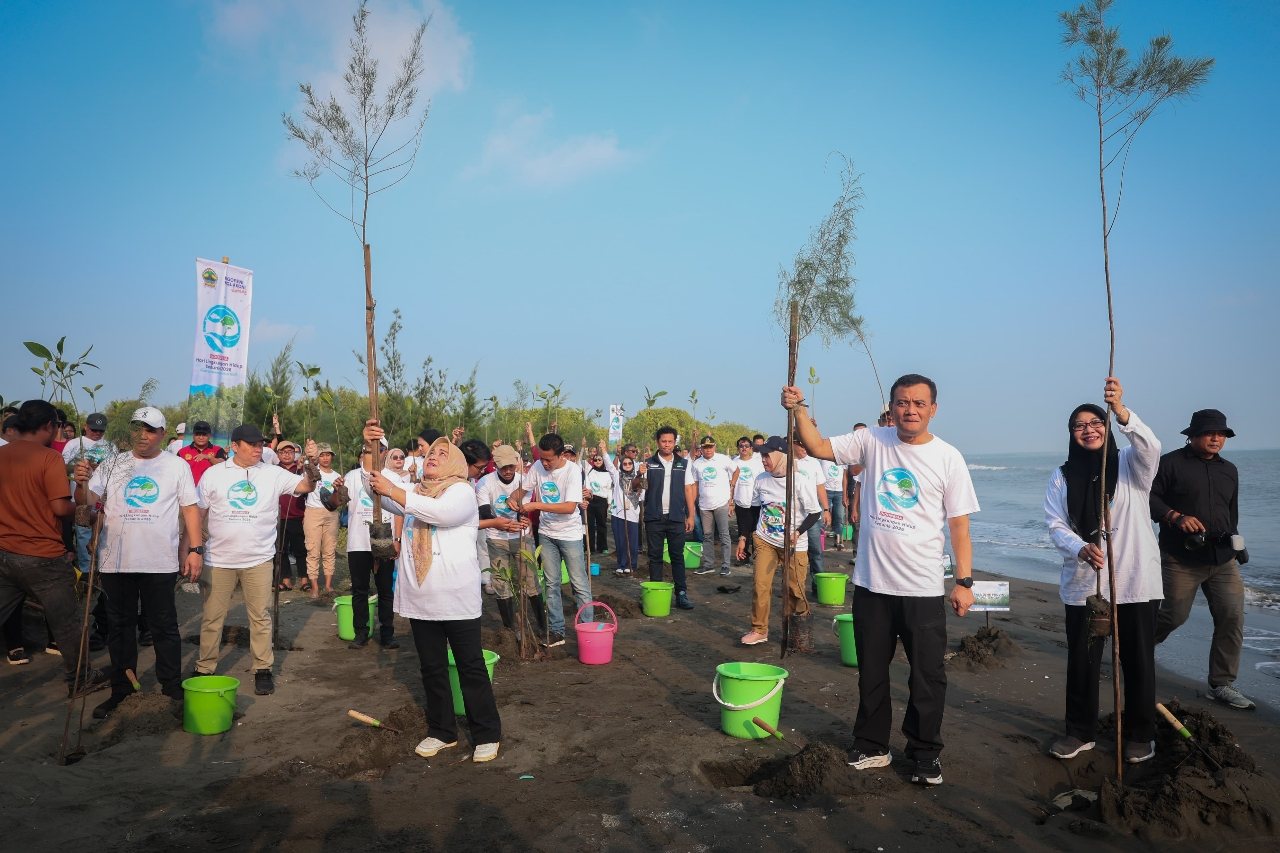 Program Mageri Segoro, Ikhtiar Bersama Menjaga Masa Depan Pesisir Jateng