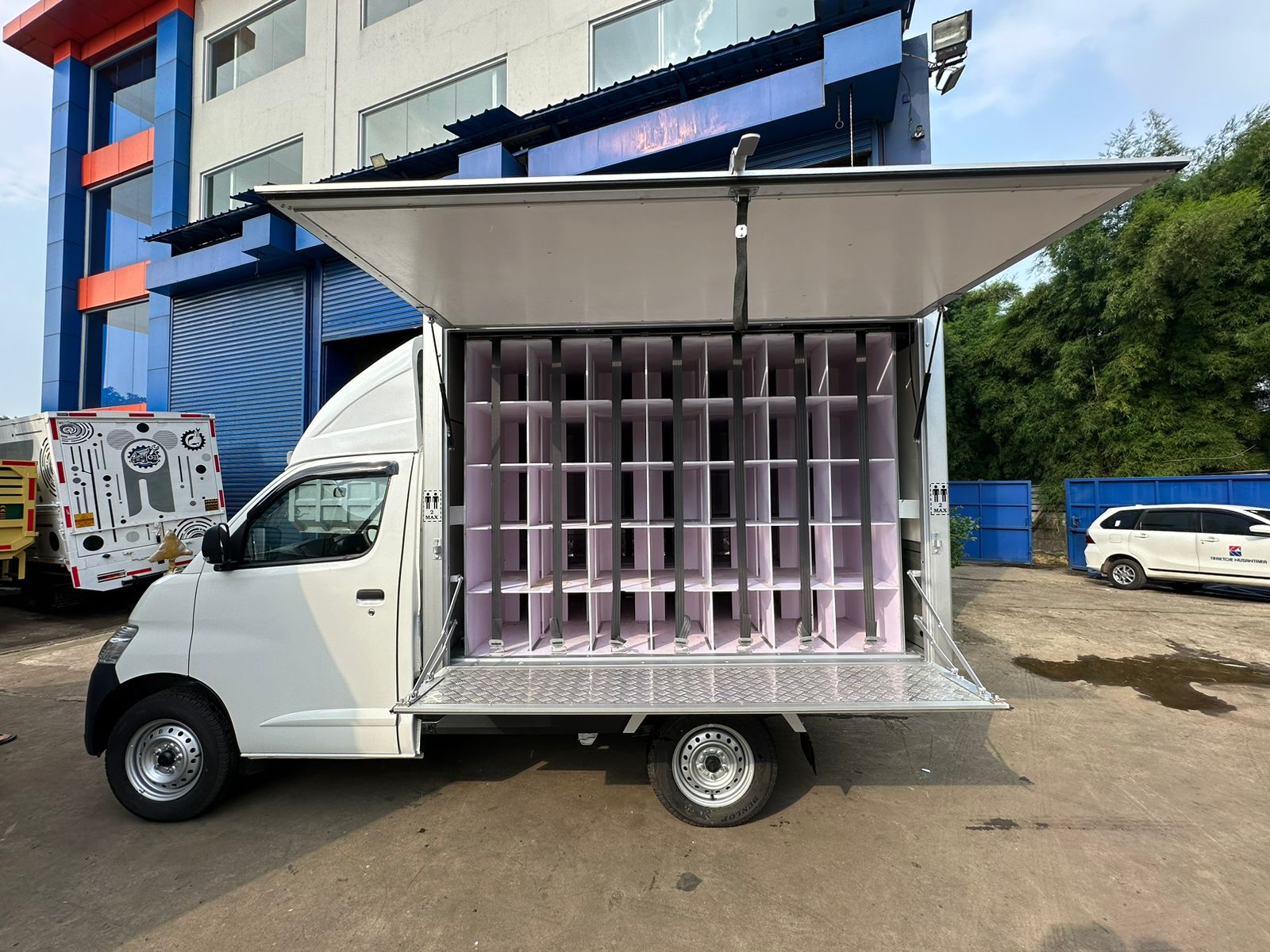 Daihatsu Pickup, Pilihan Tepat untuk Kendaraan Distribusi Program Makan Bergizi Gratis