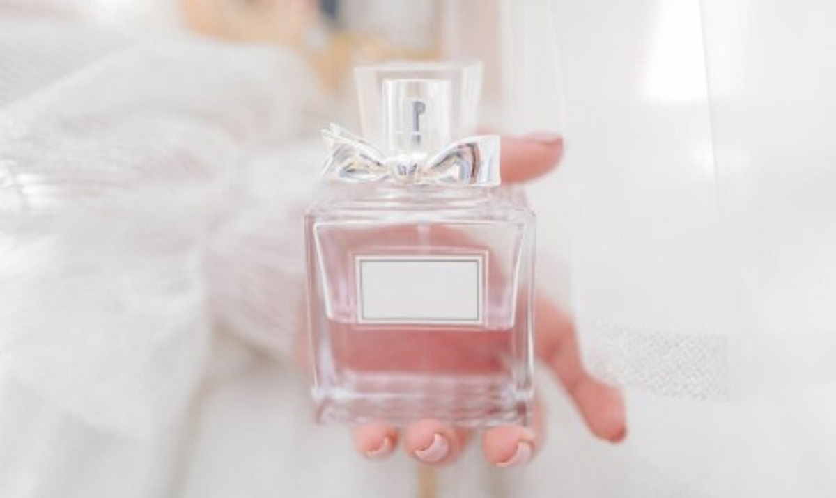 Inspirasi Wangi Parfum yang Cocok untuk Acara Formal Agar Tampil Elegan dan Profesional