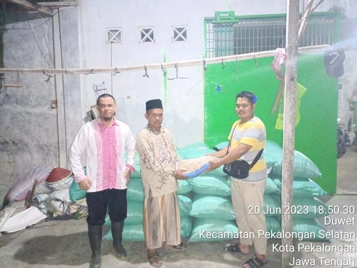 Pemkot Salurkan Bantuan Gabah Kering Bagi Kelompok Tani 