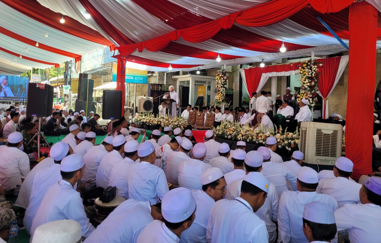 Puncak Maulid Akbar Kanzus Sholawat Habib Luthfi Pekalongan, Habib Jindan: Jaga Persaudaraan dan Persatuan!
